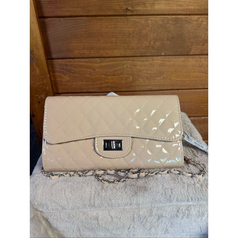 Pulse Patent Leather Beige/Silver Crossbody Quilted Bag NWT